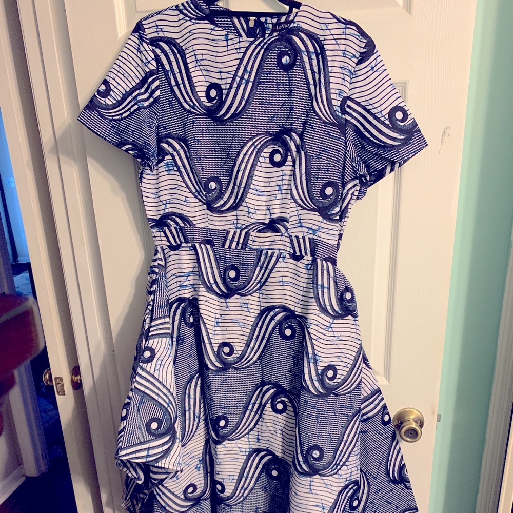 NWT high-low asymmetric dress fits size 8